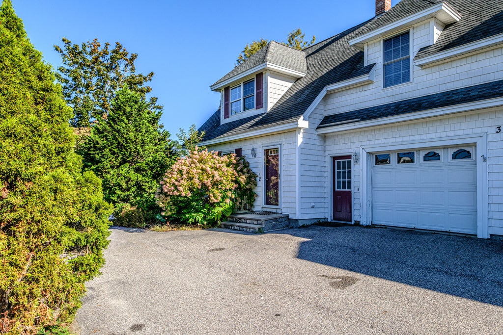 Photo of 321 North Street N #2, Saco, ME 04072 (MLS # 1682007)