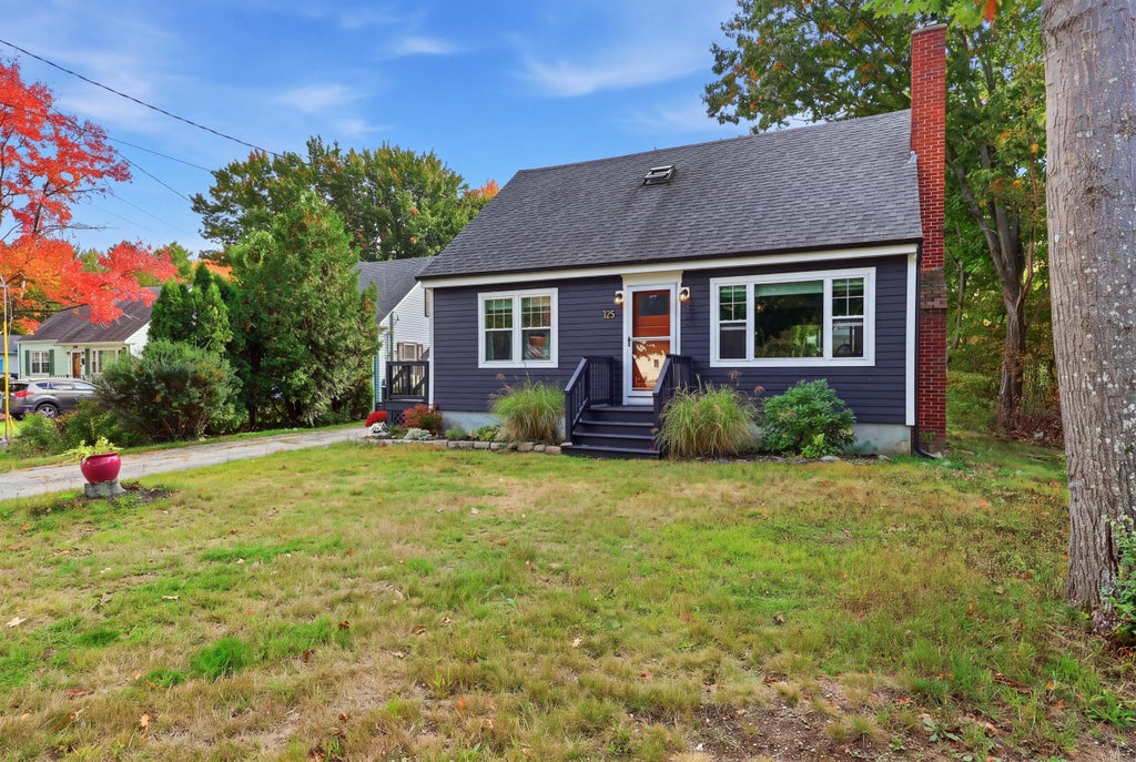 Photo of 125 W Commonwealth Drive, Portland, ME 04103 (MLS # 1683398)