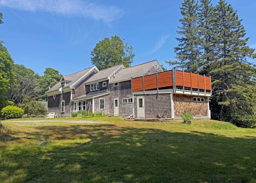 Photo of 9 Laurel Street, Ellsworth, ME 04605 (MLS # 1673610)