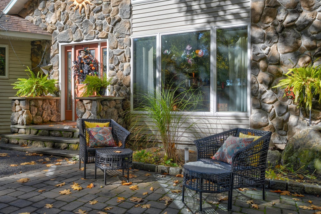Photo of 98 Old Route 26 Road, Paris, ME 04281 (MLS # 1684287)