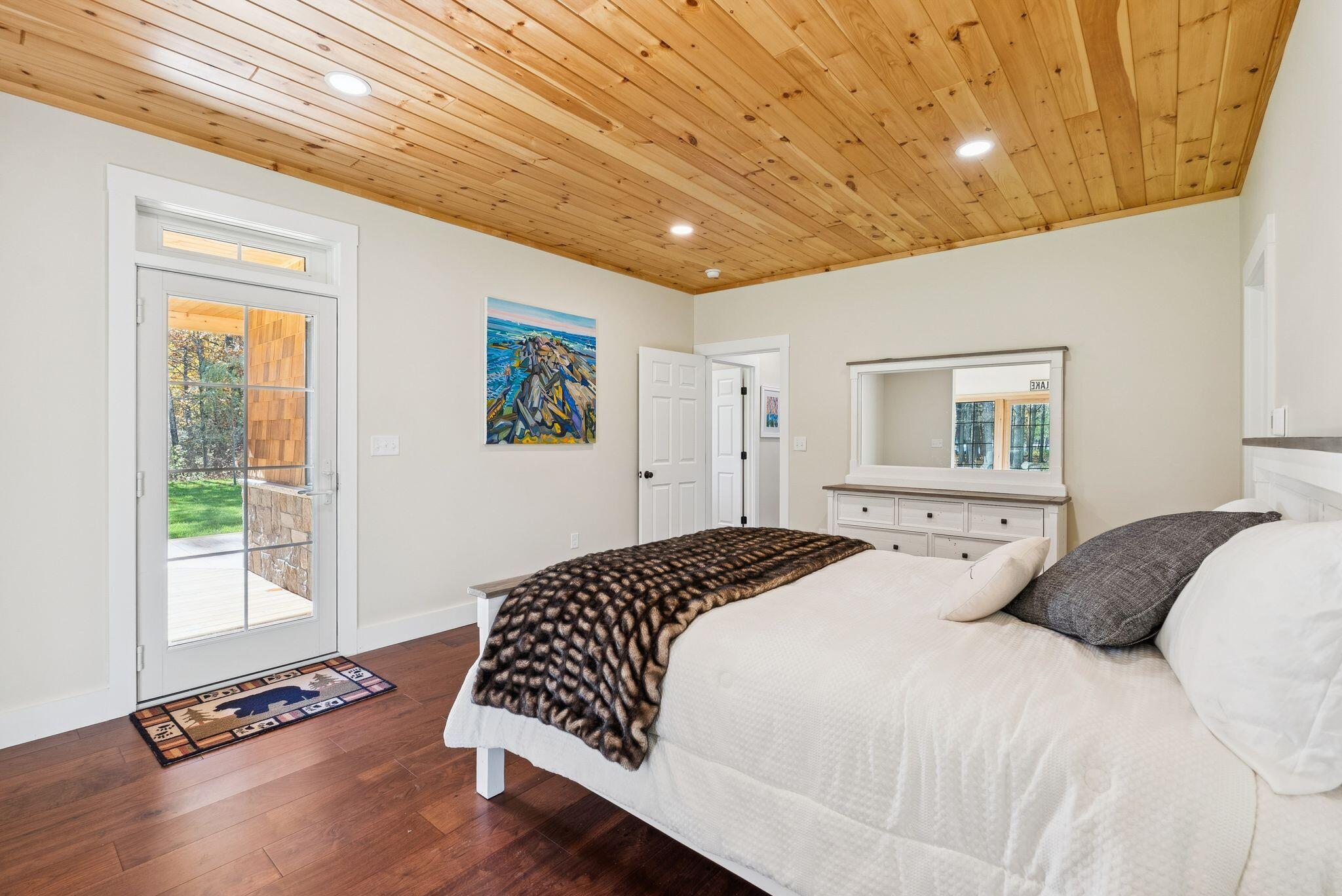 Casco, Maine, 04015, United States, 4 Bedrooms Bedrooms, ,5 BathroomsBathrooms,Residential,Active,2045792