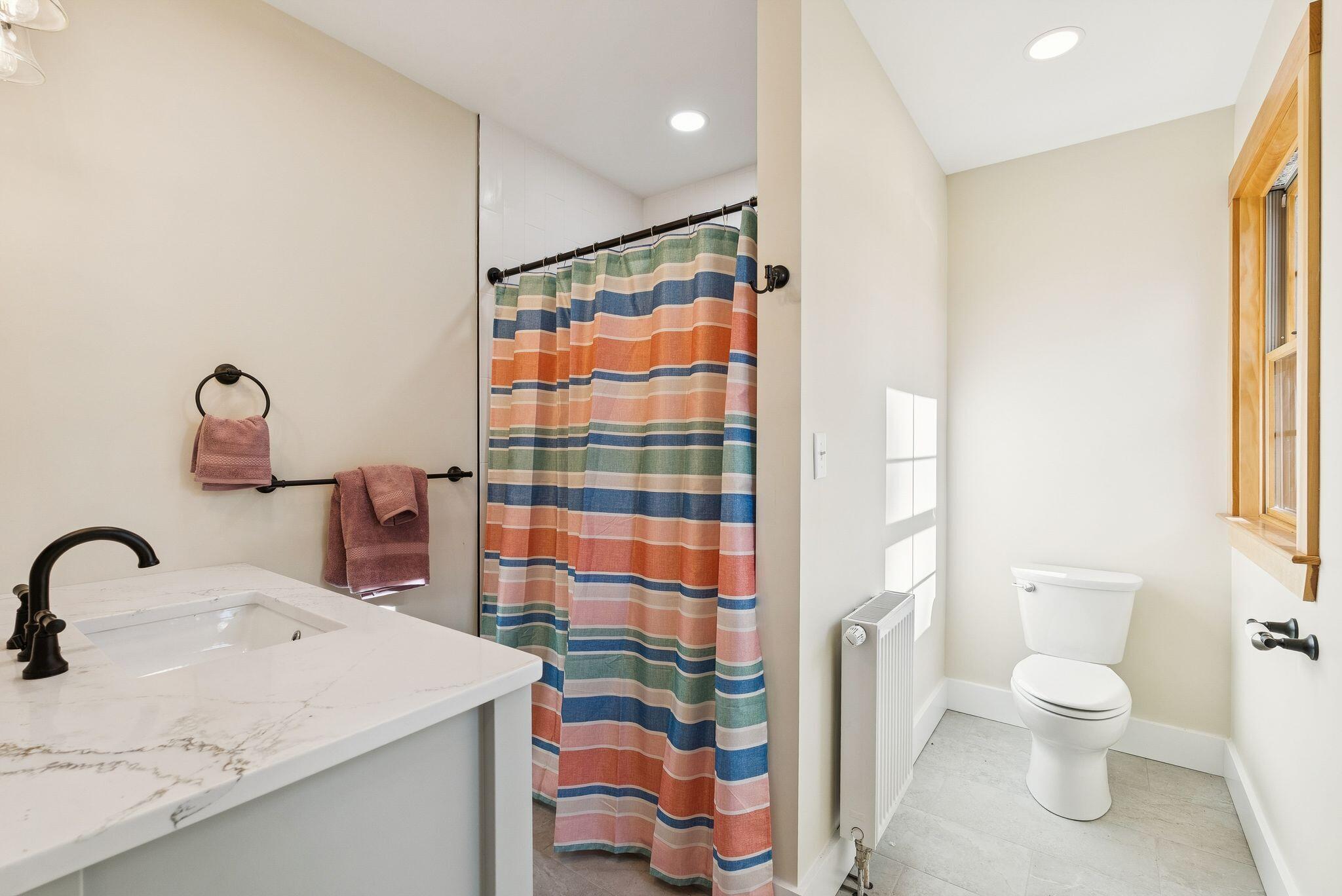 Casco, Maine, 04015, United States, 4 Bedrooms Bedrooms, ,5 BathroomsBathrooms,Residential,Active,2045792