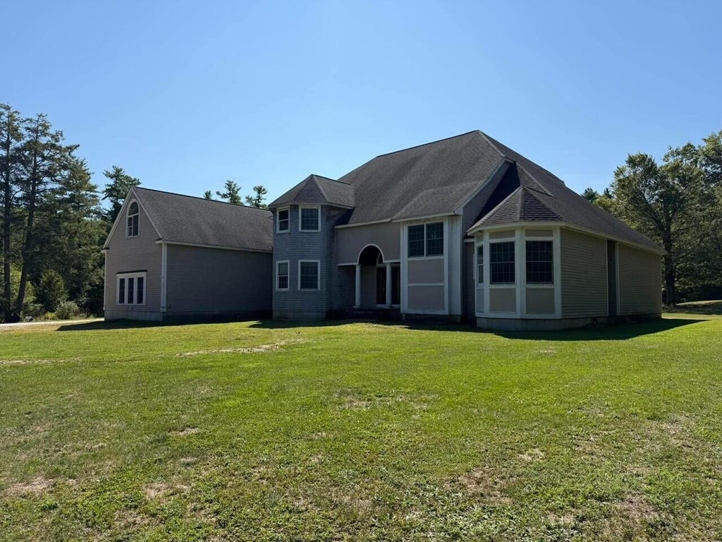 Photo of 86 Beech Ridge Road, Eliot, ME 03903 (MLS # 1658845)