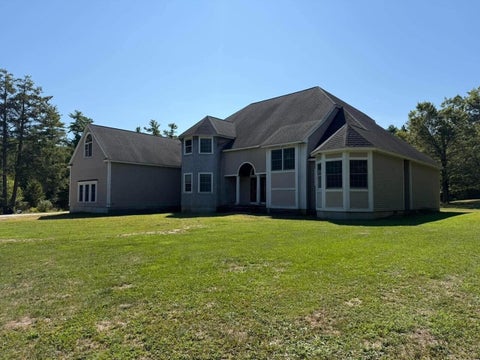 Photo of 86 Beech Ridge Road, Eliot, ME 03903 (MLS # 1658845)