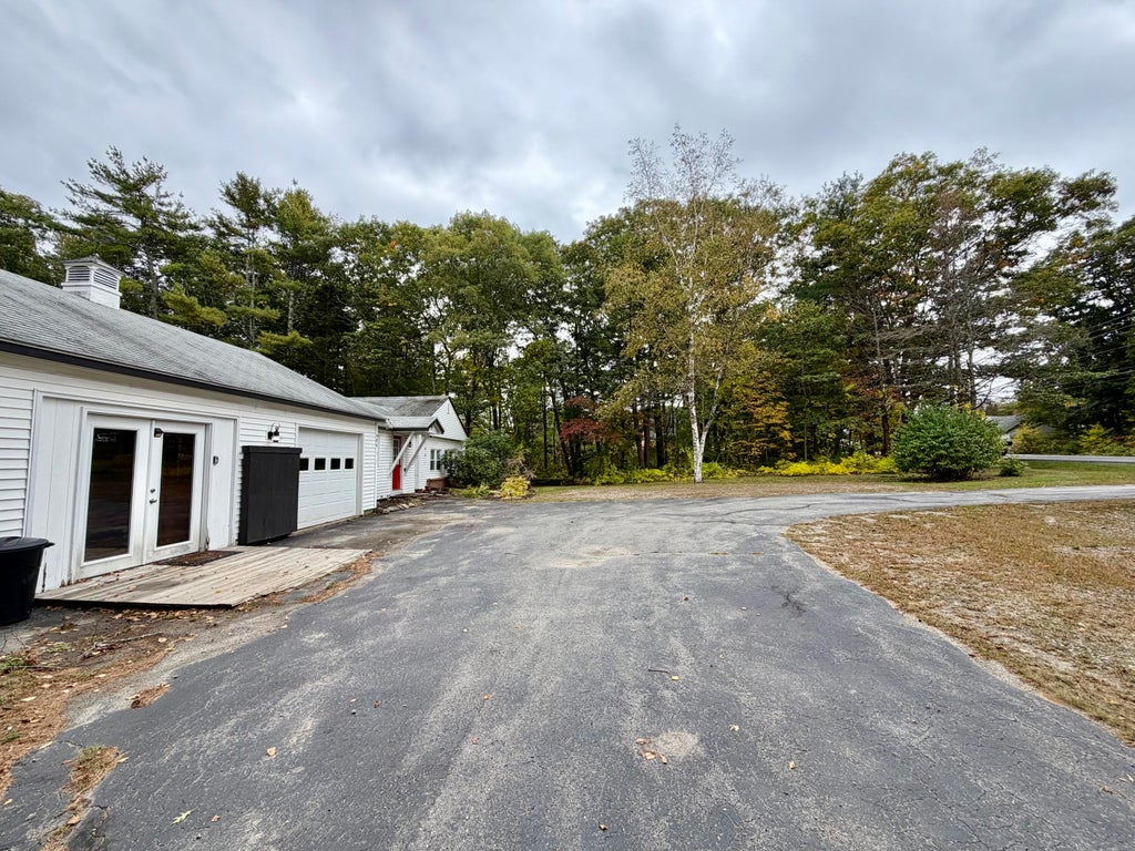 Photo of 494 Wiscasset Road, Boothbay, ME 04537 (MLS # 1682385)
