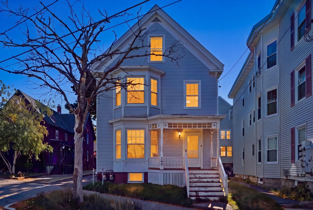 Photo of 240 Park Avenue, Portland, ME 04102 (MLS # 1684067)