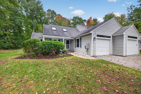 Photo of 11 Moncton Court #4, Kennebunk, ME 04043 (MLS # 1682898)
