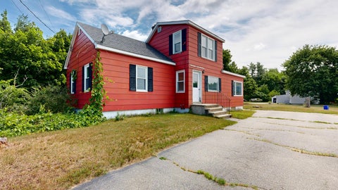 Photo of 15 W Waterman Road, Auburn, ME 04210 (MLS # 1672653)