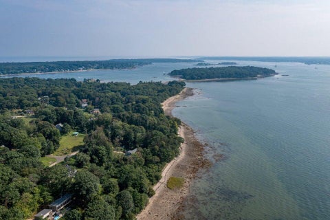 Photo of 184 Sunset Avenue, Portland, ME 04109 (MLS # 1660973)