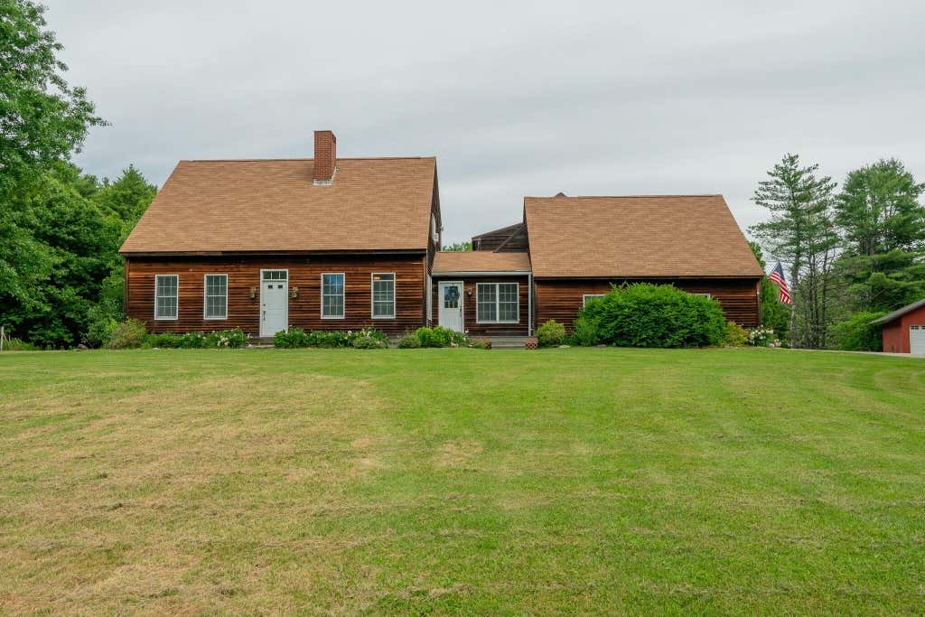 Photo of 60 Oak Creek, Buxton, ME 04093 (MLS # 1668824)