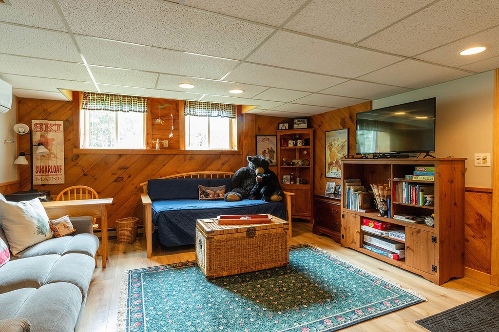 Photo of 1115 Valley Crossing #1115, Carrabassett Valley, ME 04947 (MLS # 1669076)