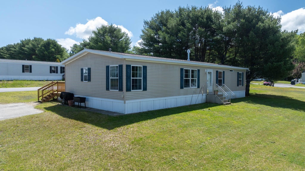 Photo of 20 Purington Avenue, Mechanic Falls, ME 04256 (MLS # 1664712)