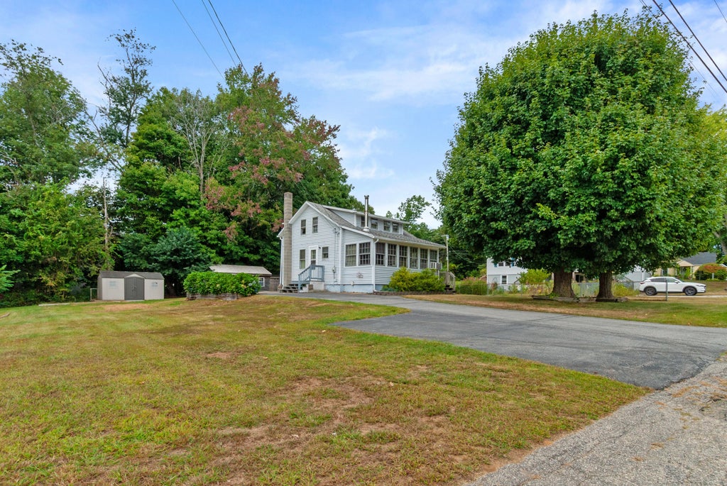 Photo of 2 Meadow Lane, Kittery, ME 03904 (MLS # 1679849)