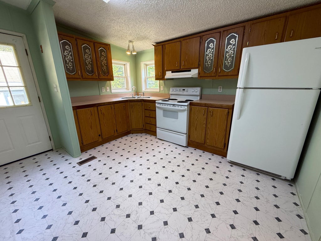 Photo of 353 Controversy Lane, Waldoboro, ME 04572 (MLS # 1667120)