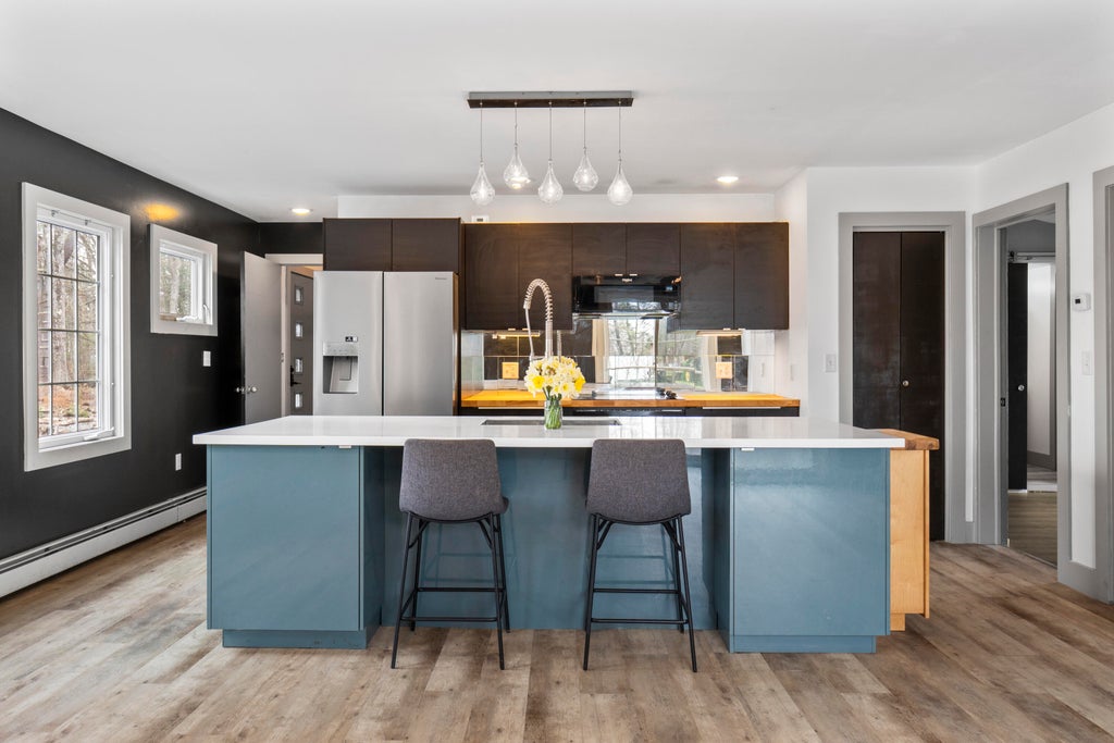 Photo of 15 Dolloff Drive, Brunswick, ME 04011 (MLS # 1682250)
