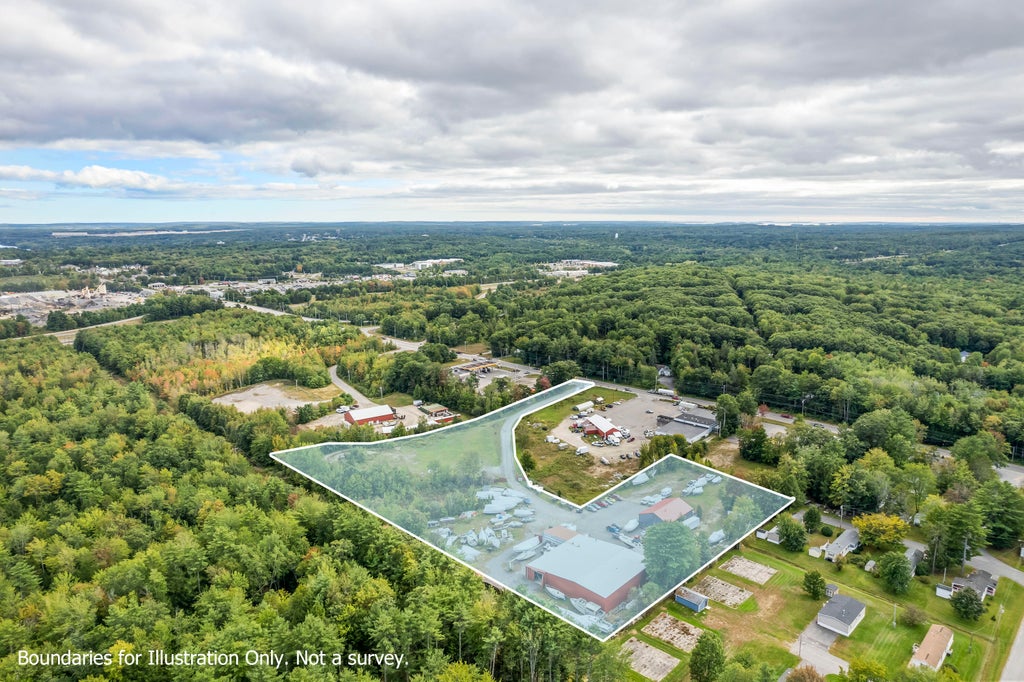 Photo of 34 Compass Lane, Topsham, ME 04086 (MLS # 1641219)