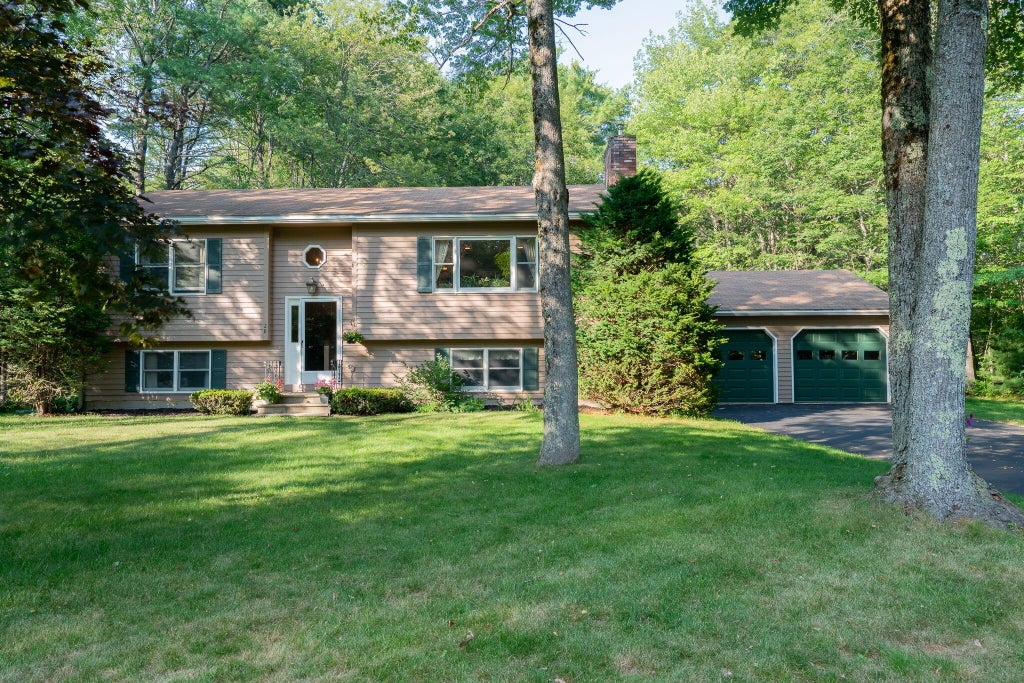 Photo of 28 Eider Lane, Topsham, ME 04086 (MLS # 1671806)