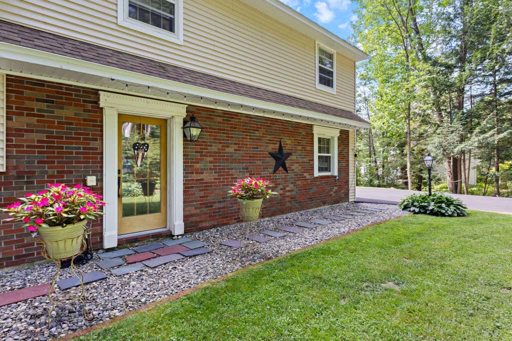 Photo of 59 Country Club Road, Manchester, ME 04351 (MLS # 1677139)