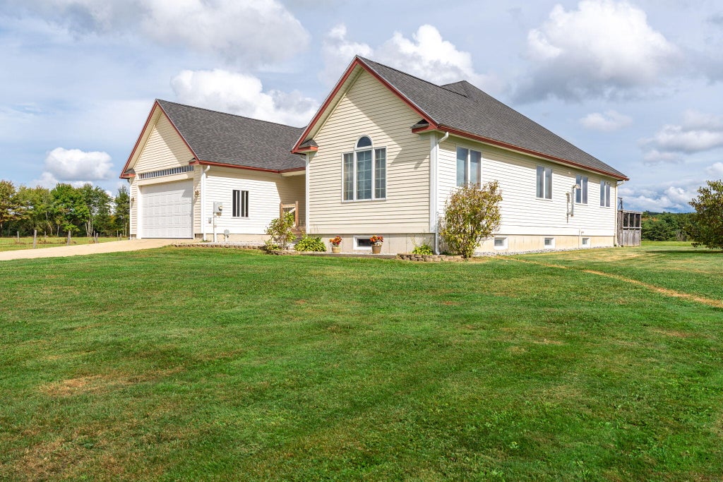 Photo of 316 S Monmouth Road, Monmouth, ME 04259 (MLS # 1677168)