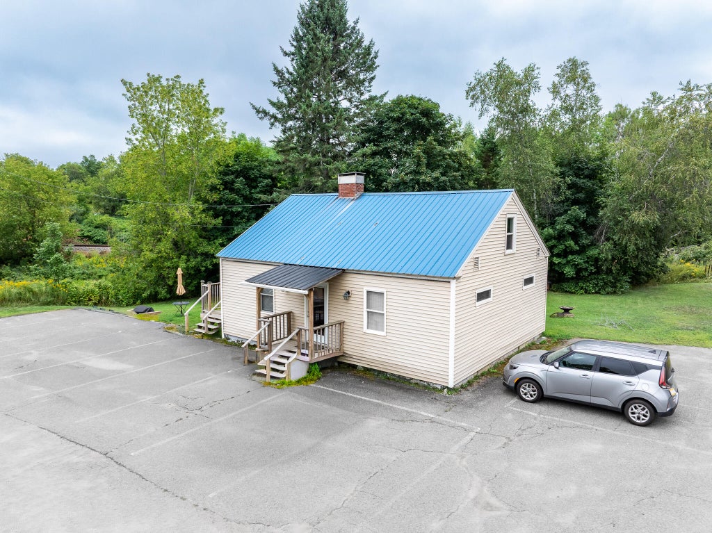 Photo of 2120 US-2, Hermon, ME 04401 (MLS # 1677808)