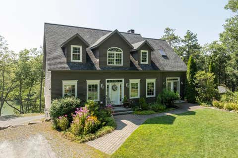 Photo of 29 Wiscasset Road, Boothbay, ME 04537 (MLS # 1653699)
