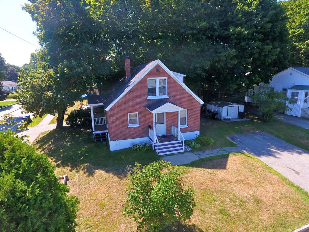 Photo of 271 South Main Street, Auburn, ME 04210 (MLS # 1677301)