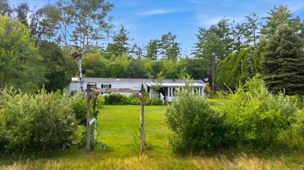 734 E ANDOVER RD, ANDOVER, ME 04216 - Image 56ce89d995e4eafc5c8233e6e40fa5ea/2067906181