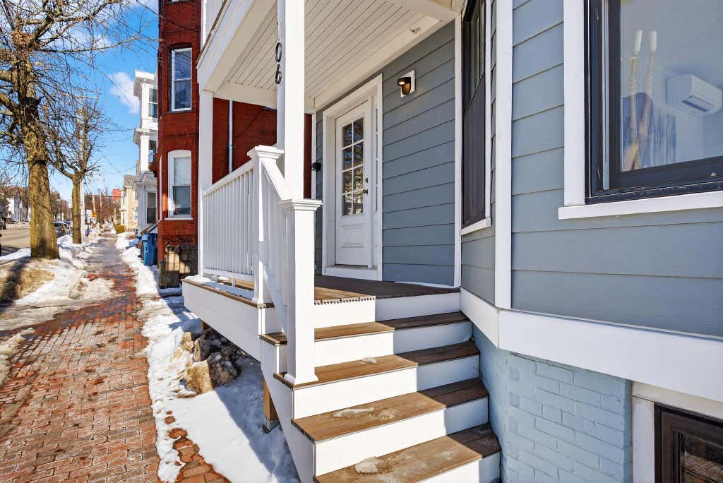 Photo of 106 Cumberland Avenue #201, Portland, ME 04101 (MLS # 1666610)