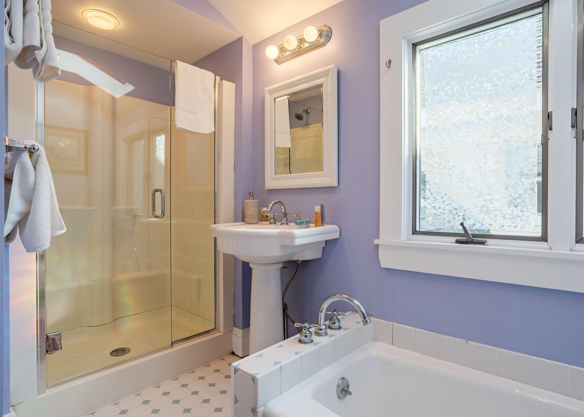 Rye, New Hampshire, 03870, United States, 4 Bedrooms Bedrooms, ,3 BathroomsBathrooms,Residential,Active,2036646