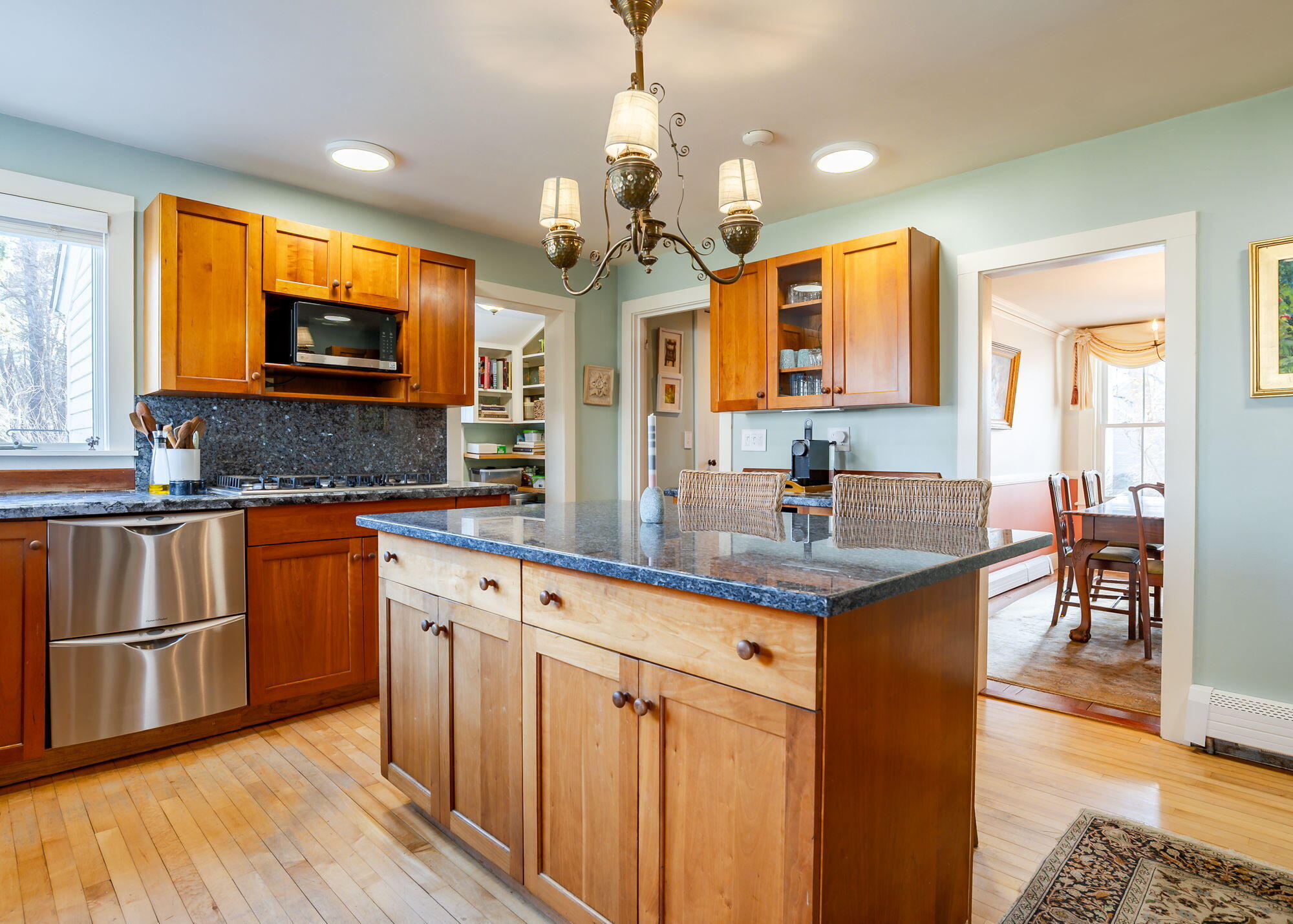 Rye, New Hampshire, 03870, United States, 4 Bedrooms Bedrooms, ,3 BathroomsBathrooms,Residential,Active,2036646