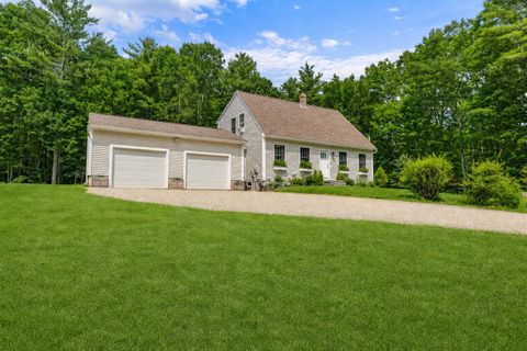 Photo of 10 Friendship Drive, Gray, ME 04039 (MLS # 1669875)