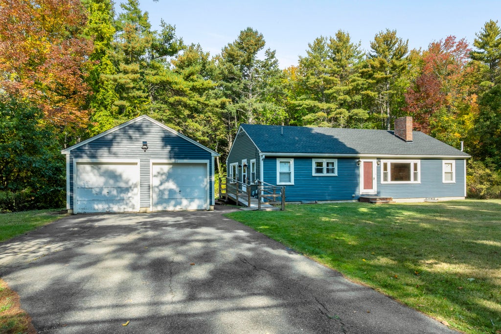 Photo of 137 Bayview Road, Nobleboro, ME 04555 (MLS # 1683247)