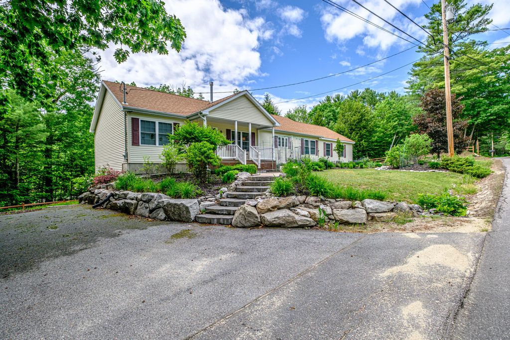 Photo of 248 Hooper Ledge Road, Paris, ME 04281 (MLS # 1667064)