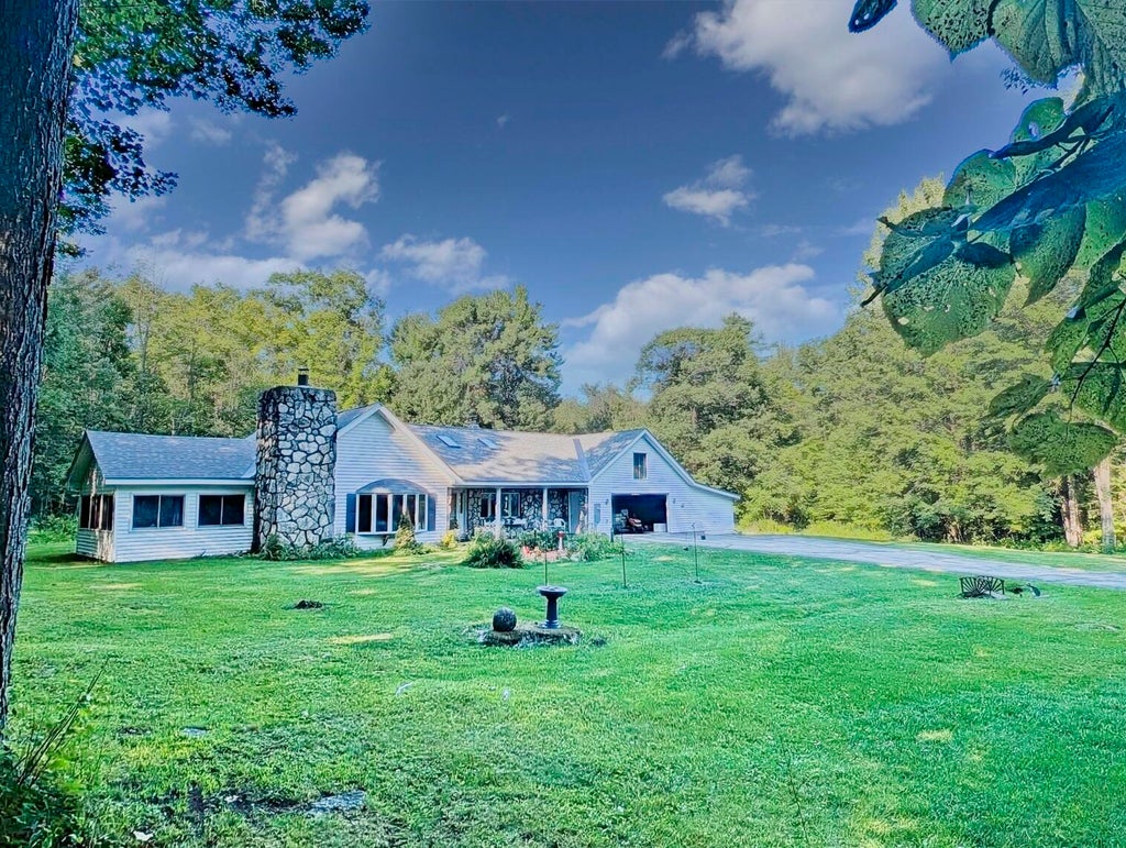 Photo of 489 E Oxford Road, Oxford, ME 04270 (MLS # 1678184)