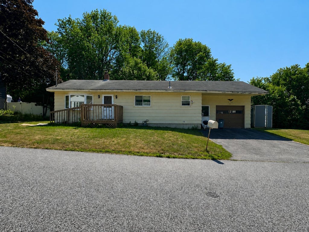 Photo of 9 Sherbrooke Avenue, Lewiston, ME 04240 (MLS # 1673692)