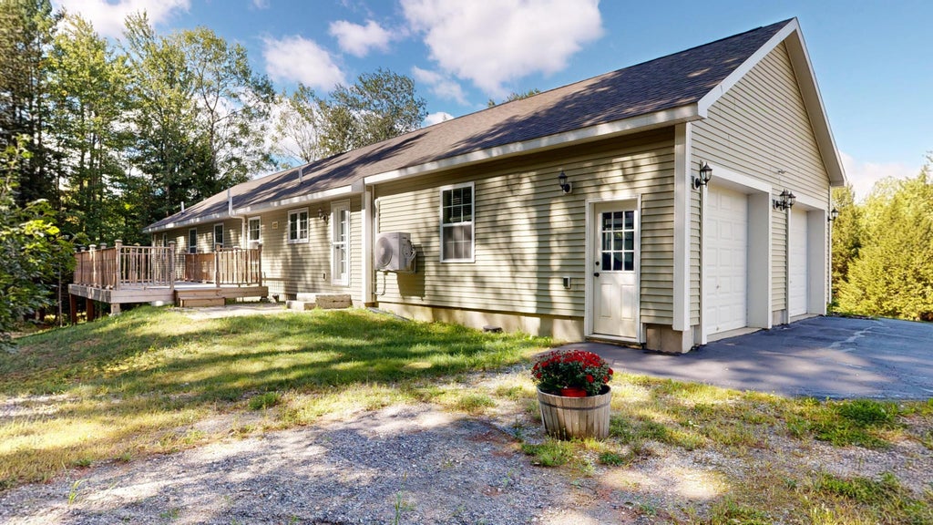 Photo of 13 Bowdoin Drive, Lewiston, ME 04240 (MLS # 1680700)