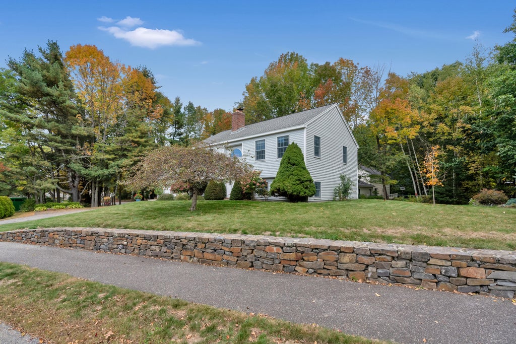 Photo of 2 Colchester Drive, South Portland, ME 04106 (MLS # 1683320)