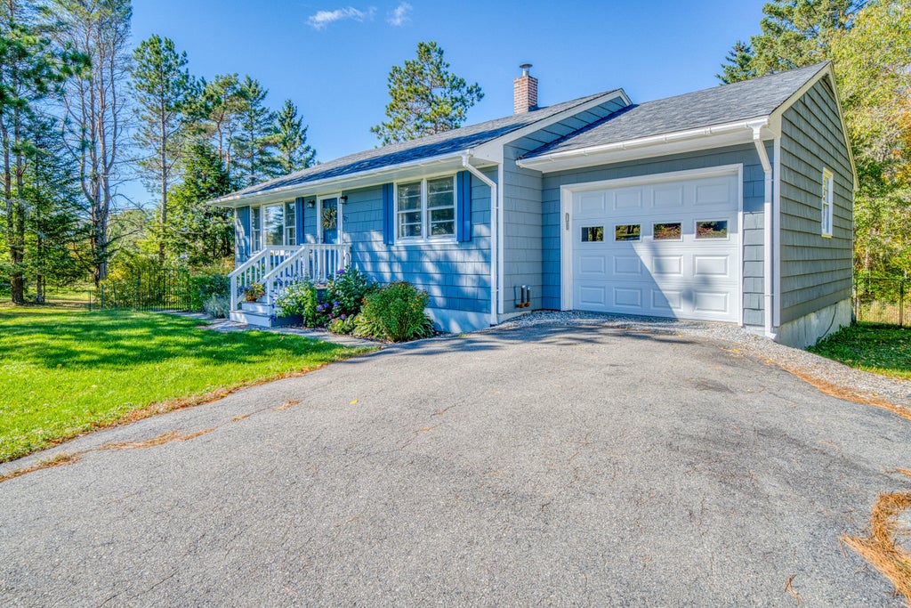 Photo of 487 Saint George Road, South Thomaston, ME 04858 (MLS # 1683639)