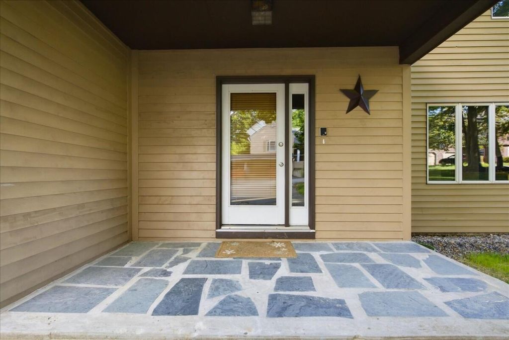 Photo of 66 Dawes Avenue, Auburn, ME 04210 (MLS # 1669865)