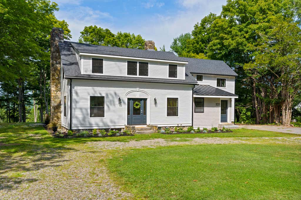 Photo of 325 Bristol Road, Damariscotta, ME 04543 (MLS # 1676215)