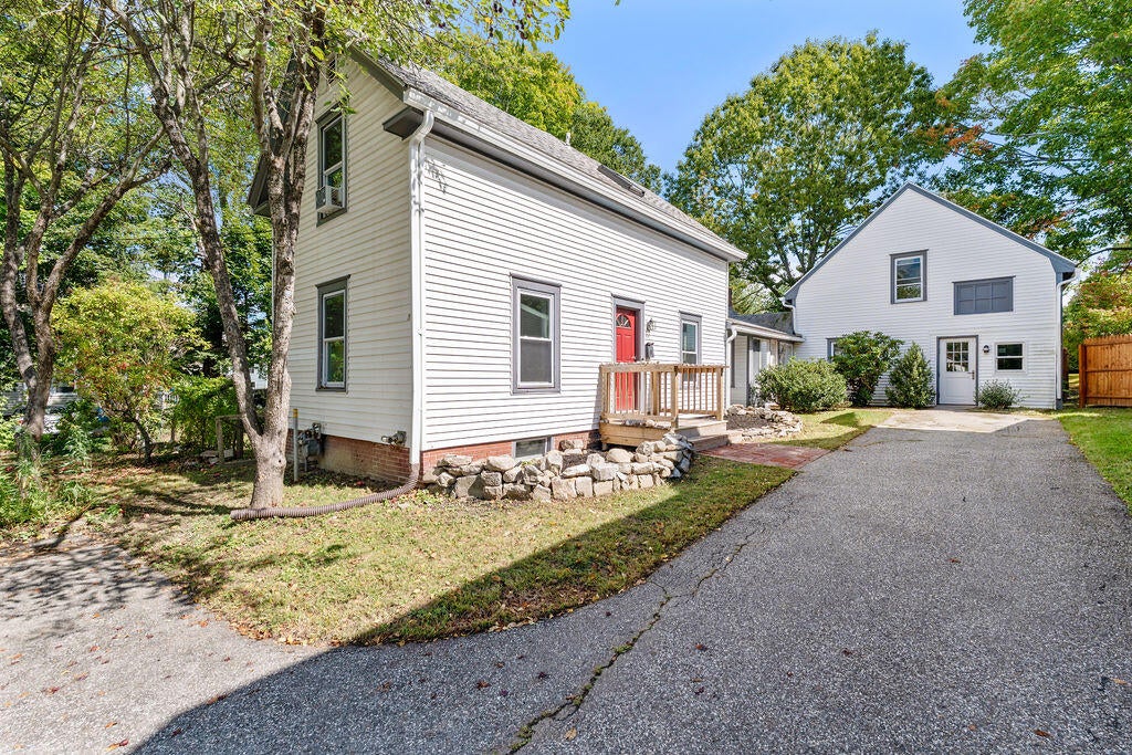 Photo of 257 Allen Avenue, Portland, ME 04103 (MLS # 1681478)