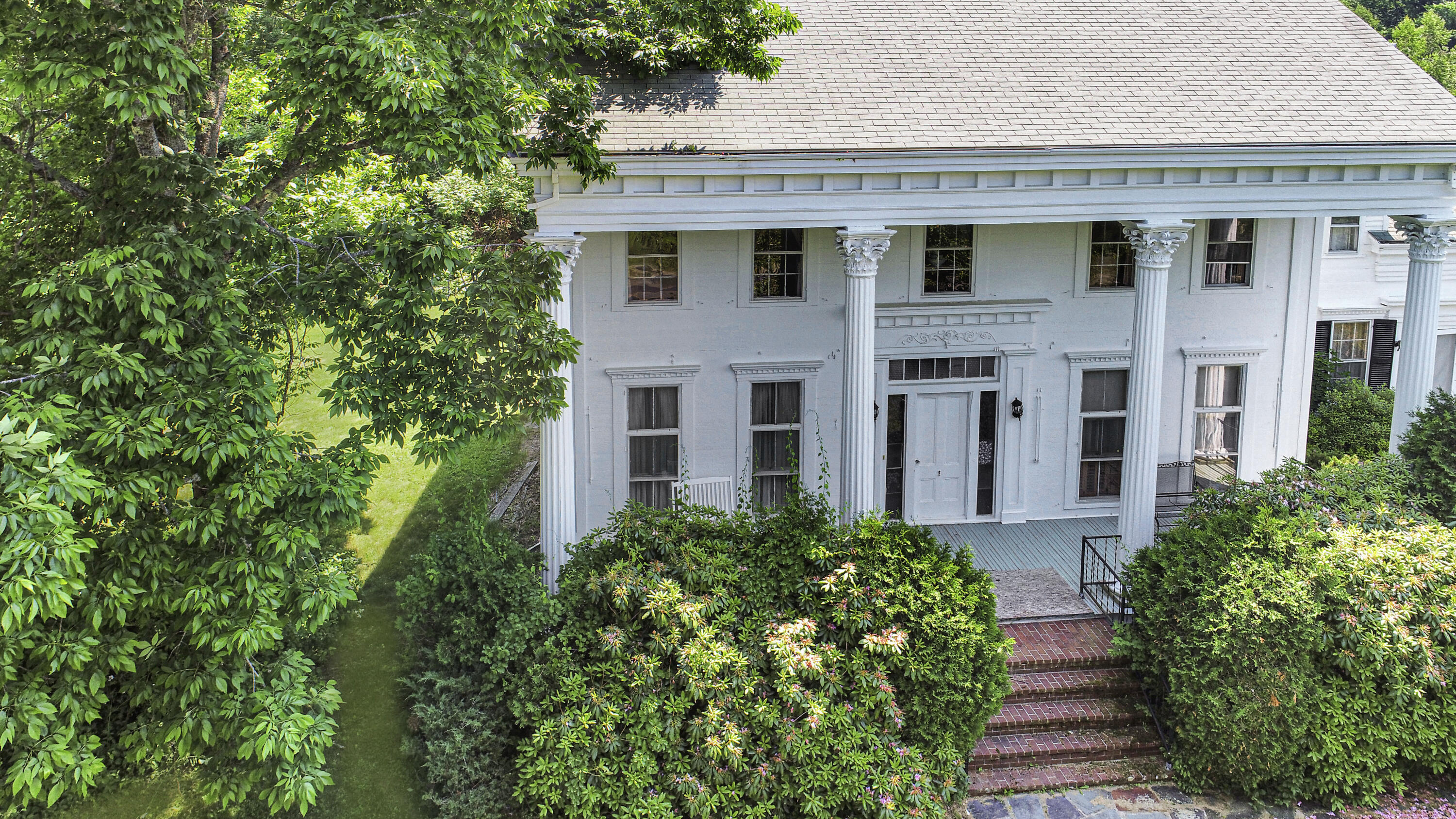 220 Bristol Road