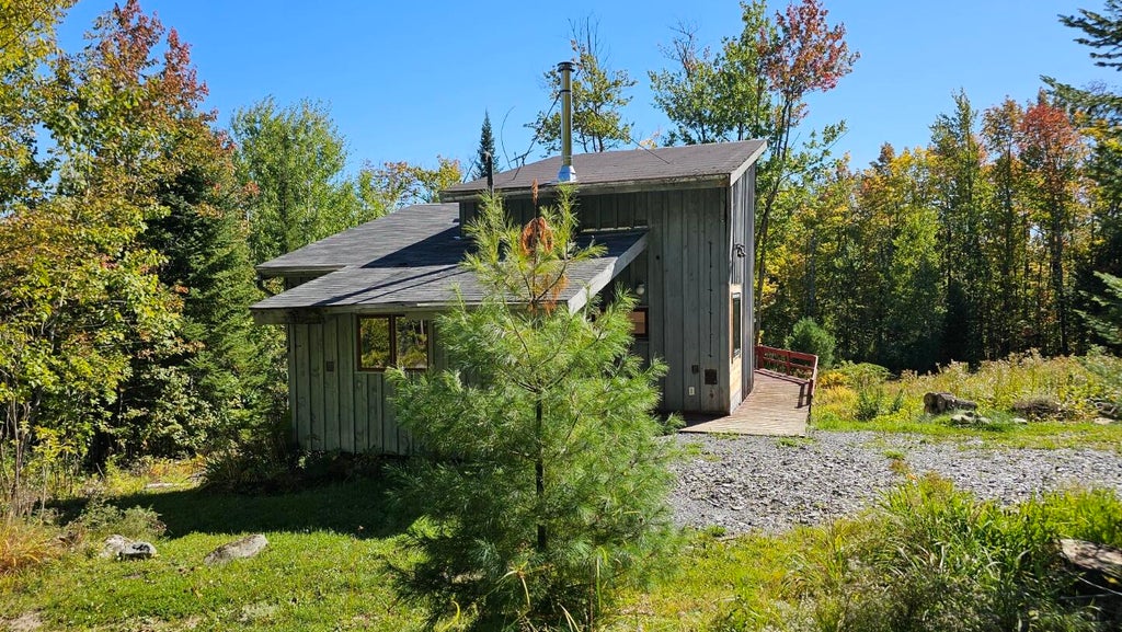 Photo of 271 Bigelow Road, Saint Albans, ME 04971 (MLS # 1665760)
