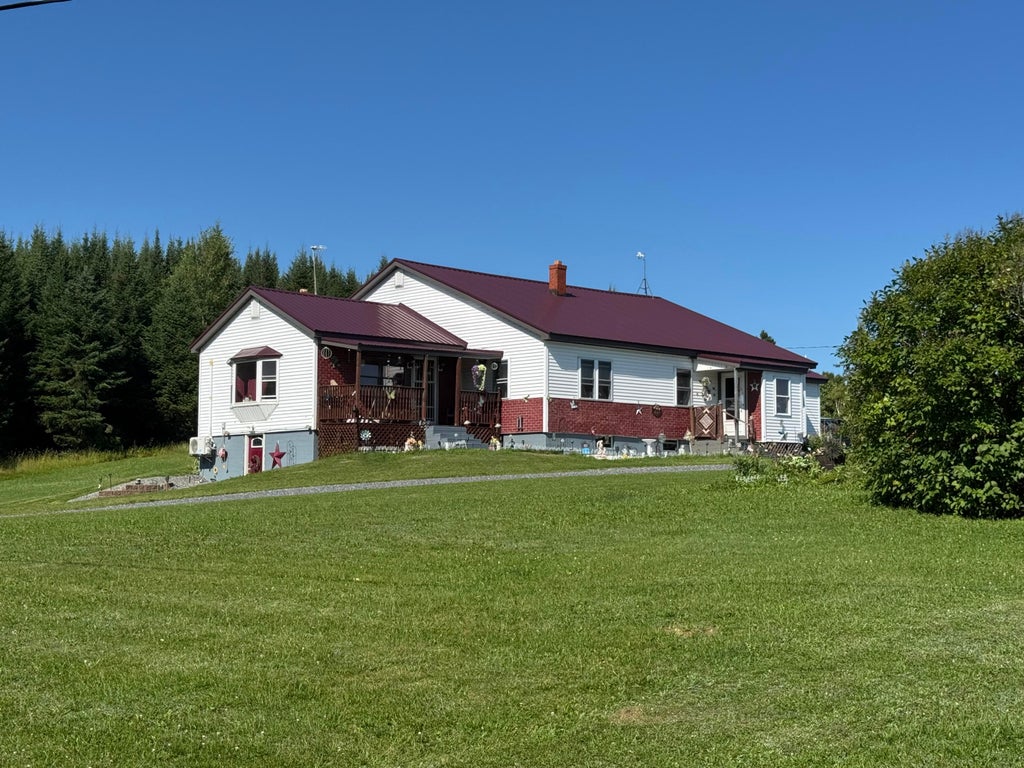 Photo of 521 Dorsey Road, Fort Fairfield, ME 04742 (MLS # 1674993)