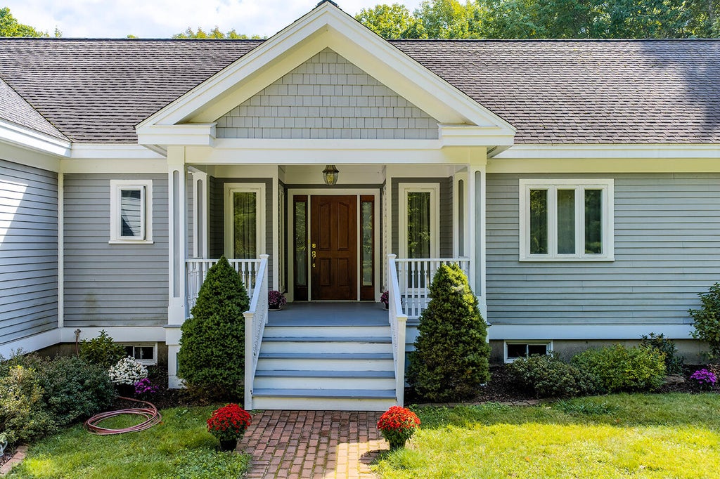 Photo of 9 Wellington Drive, Rockport, ME 04856 (MLS # 1682072)
