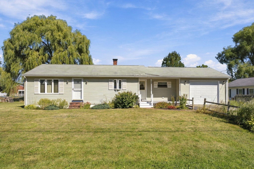 Photo of 16 Colonial Avenue, South Portland, ME 04106 (MLS # 1681002)
