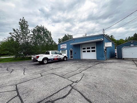 Photo of 328 Rodman Road, Auburn, ME 04210 (MLS # 1665712)