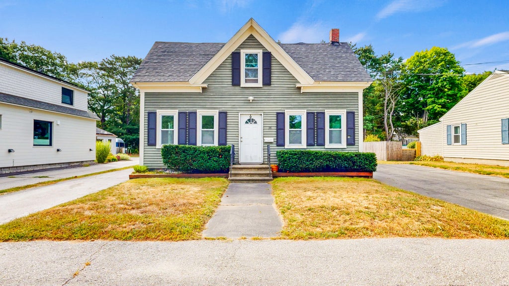 Photo of 34 Bowker Street, Brunswick, ME 04011 (MLS # 1679132)