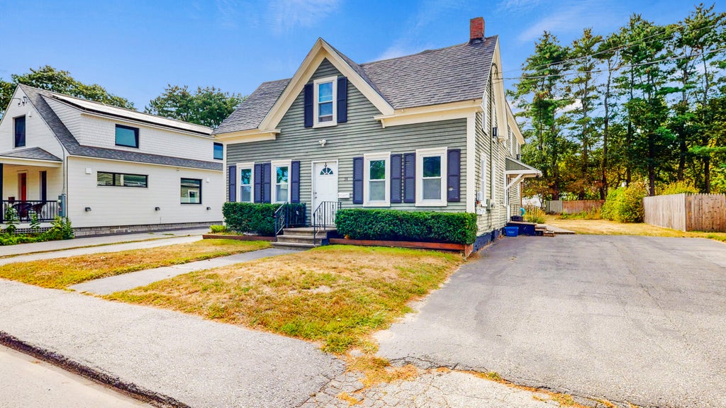 Photo of 34 Bowker Street, Brunswick, ME 04011 (MLS # 1679132)