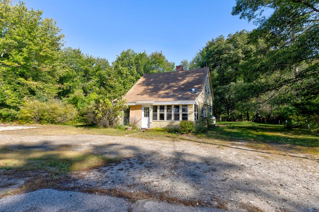 Photo of 351 Ossipee Trail W, Standish, ME 04084 (MLS # 1682262)